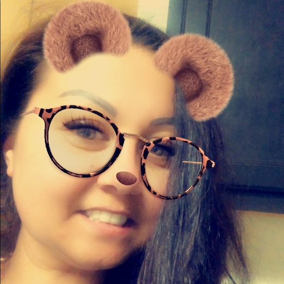 Meet your Posh Ambassador, Ami - Picture 3 of 7